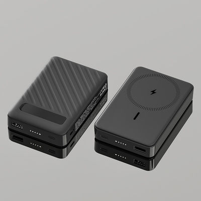 Magnetische powerbank Li-polymer 15W draadloze uitgang Type C overladingsbescherming