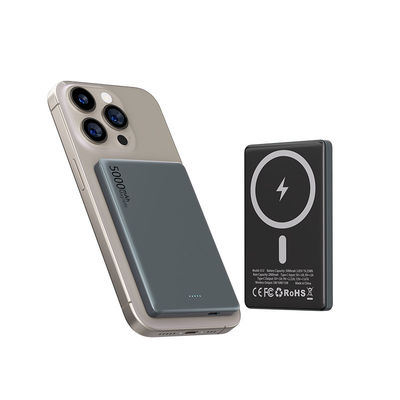kwaliteit Op maat gemaakte Magnetische Power Bank Li Polymer 5000mAh ABS+PC+Aluminiumlegering fabriek