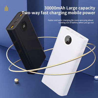 Goede prijs. Lichte grote capaciteit powerbank met micro USB-kabel online